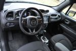 Prostora za dizelski motor skorajda ni več - fotografija 8