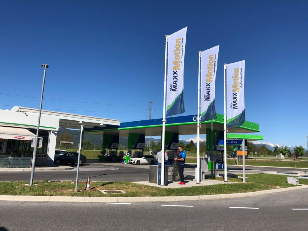 Mol prevzel preostanek OMV-ja