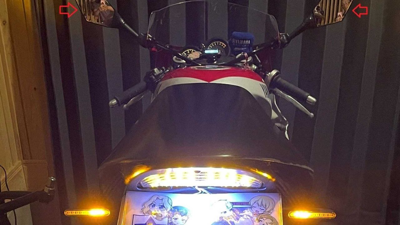 Mlada motoristka, ki to v resnici ni
