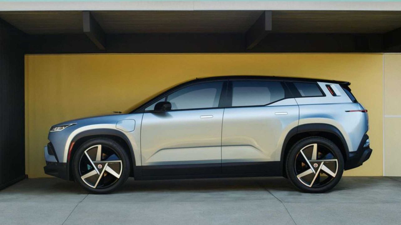 Predstavlja se inovativni električni SUV, ki bo nastajal v Gradcu Predstavlja se inovativni električni SUV, ki bo nastajal v Gradcu
