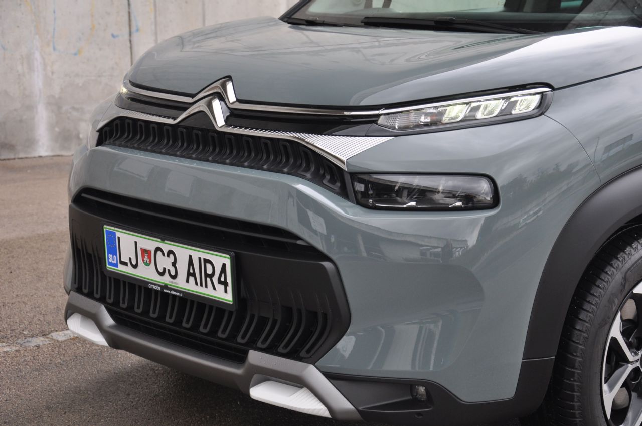 Mala velika Citroenova kocka