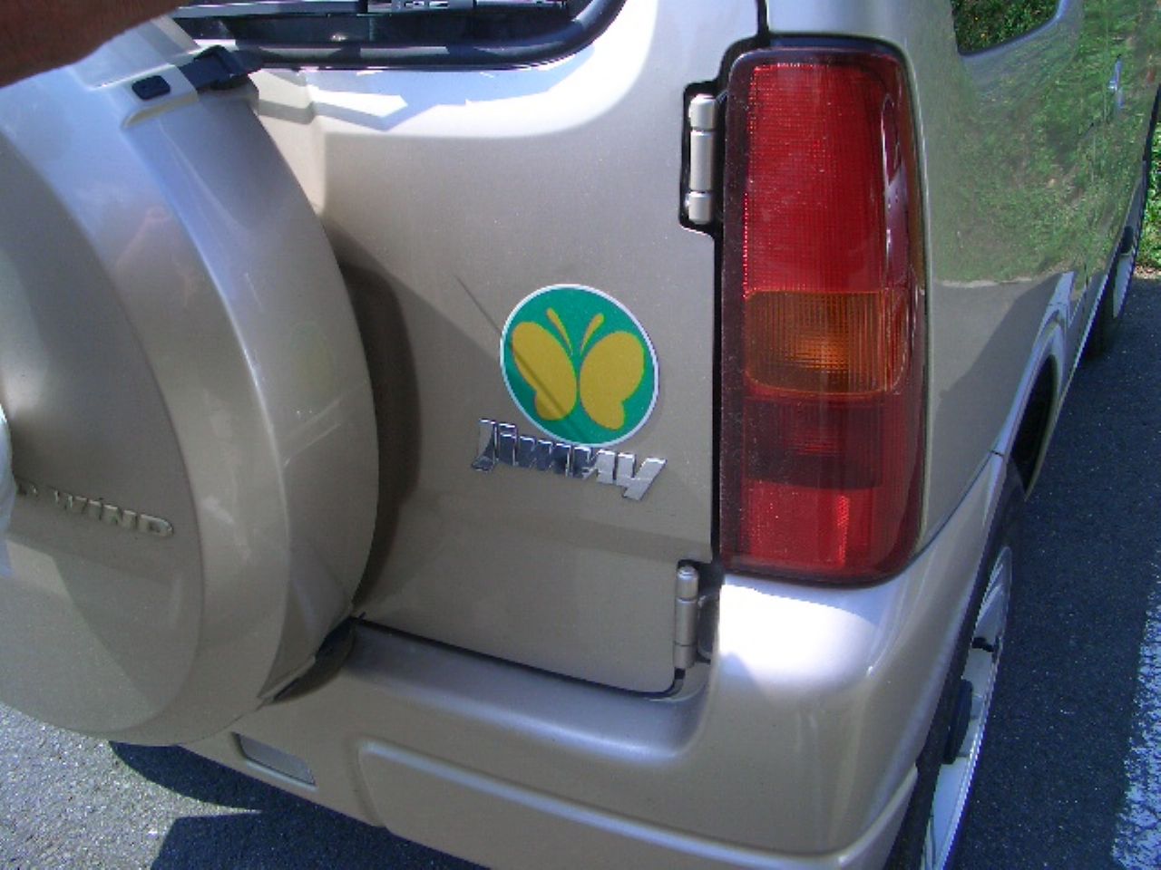 Kaj pomenijo oznake na avtomobilih na Japonskem?