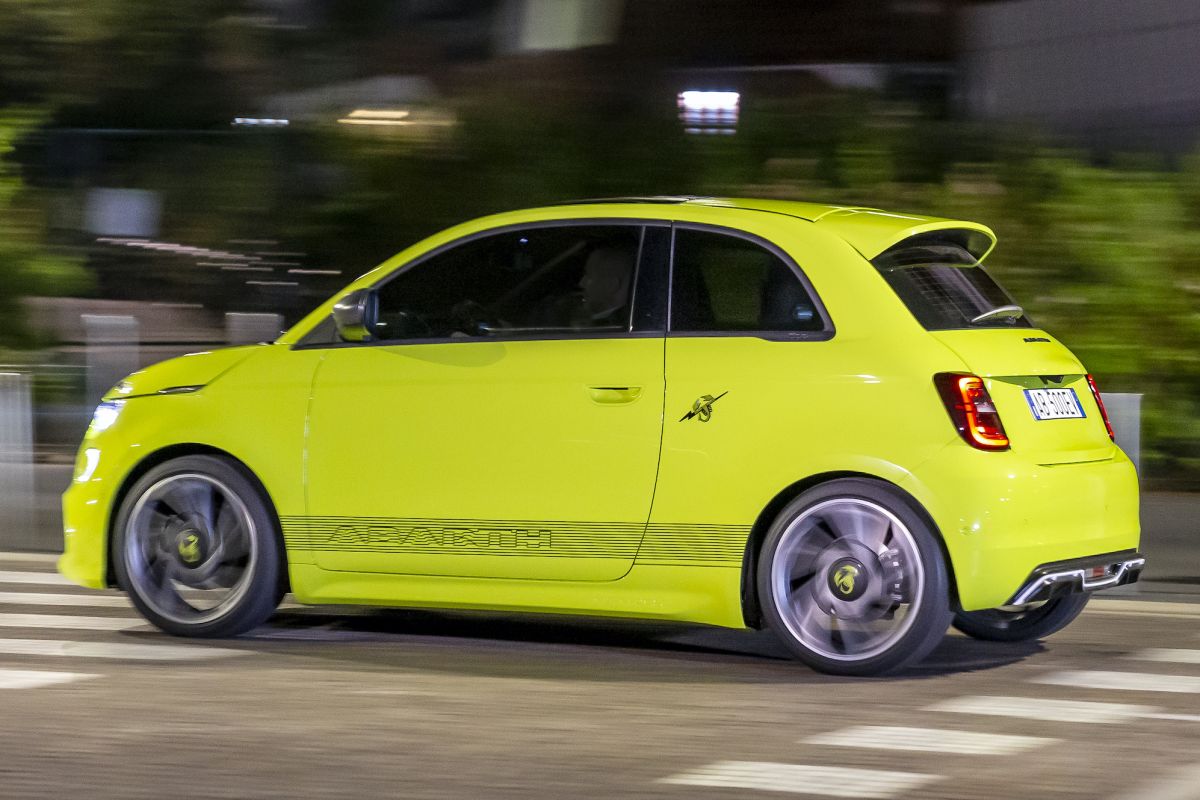 Prvi električni Abarth je tu Prvi električni Abarth je tu