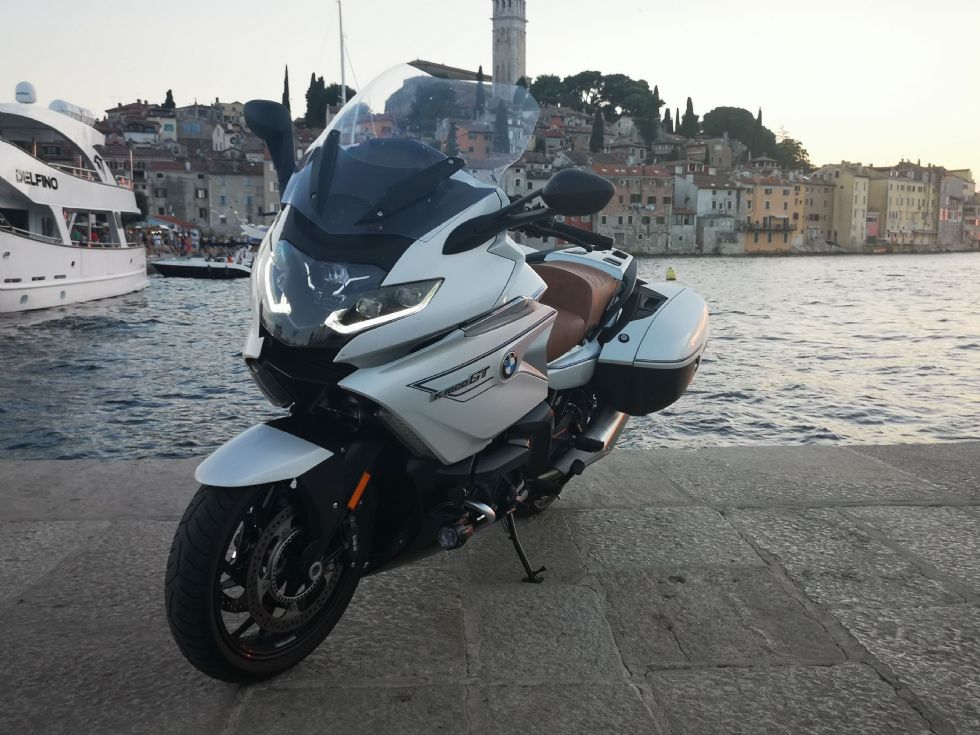 Ko zaprede šest valjev na dveh kolesih 