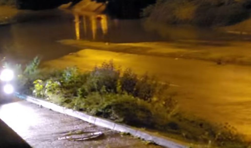 Poplave in (po)plavanje