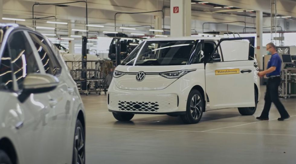 V zakulisju nastajanja novega električarja