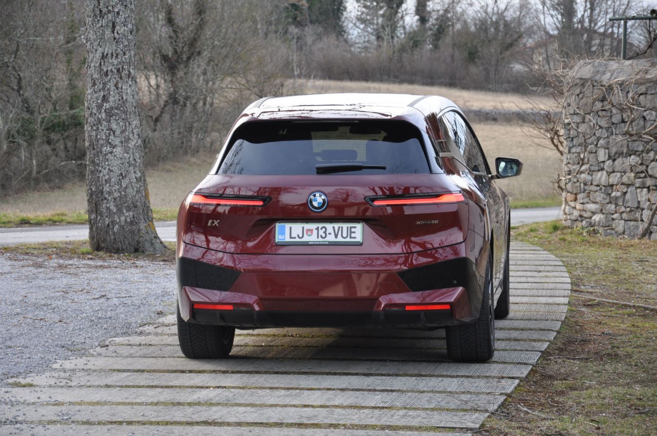 Je to najnaprednejši BMW ta hip? Je to najnaprednejši BMW ta hip?