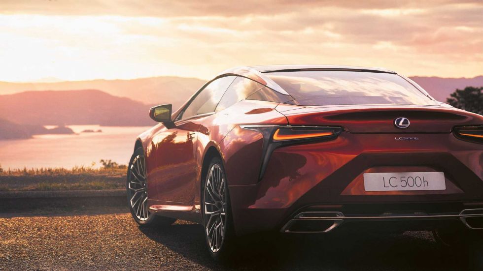 Vulkanski Lexus posebej za Evropo