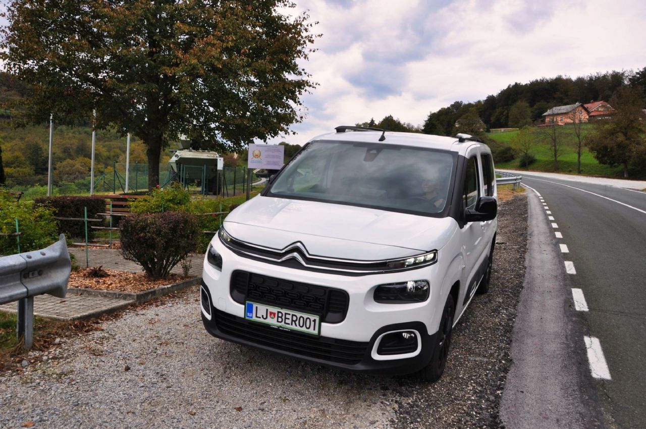 Čez Dolenjsko na konec sveta in nazaj