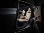 Čistokrvni Ferrarijev SUV z V12 - fotografija 14