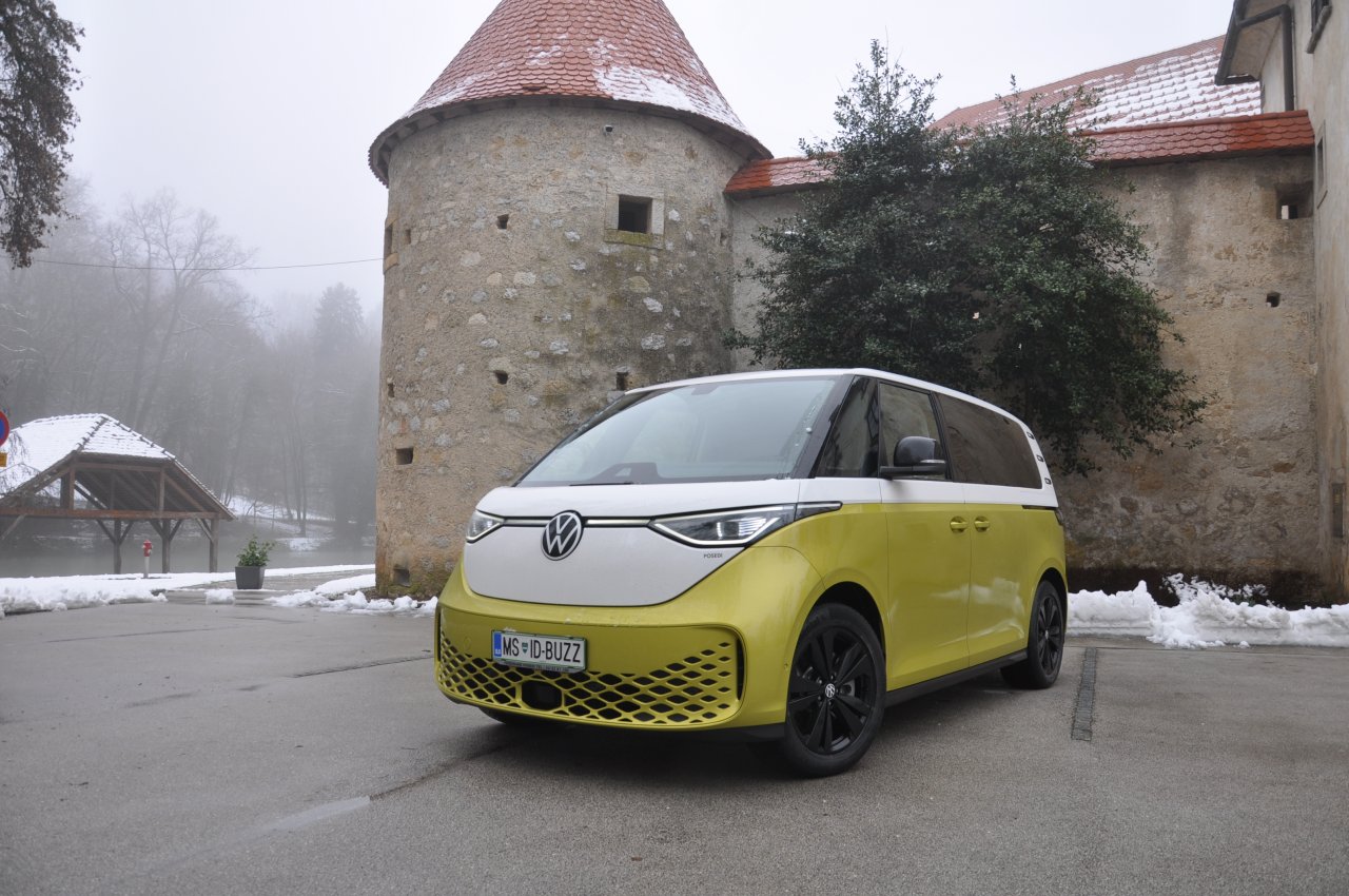 Legenda se vrača, z električnim pogonom