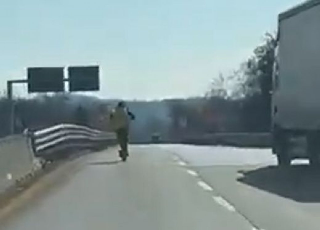 Z električnim skirojem na hitro cesto