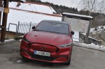 Jahanje električnega ponija - fotografija 1