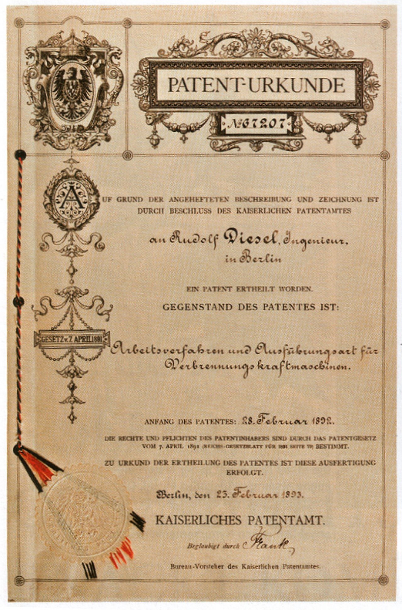 28. februarja 1893 je bil izdan patent za dizelski motor, Rudolf Diesel pa je pametno prodal licence drugim proizvajalcem. 