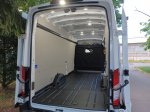 Električni Transit za primestno rabo - fotografija 18
