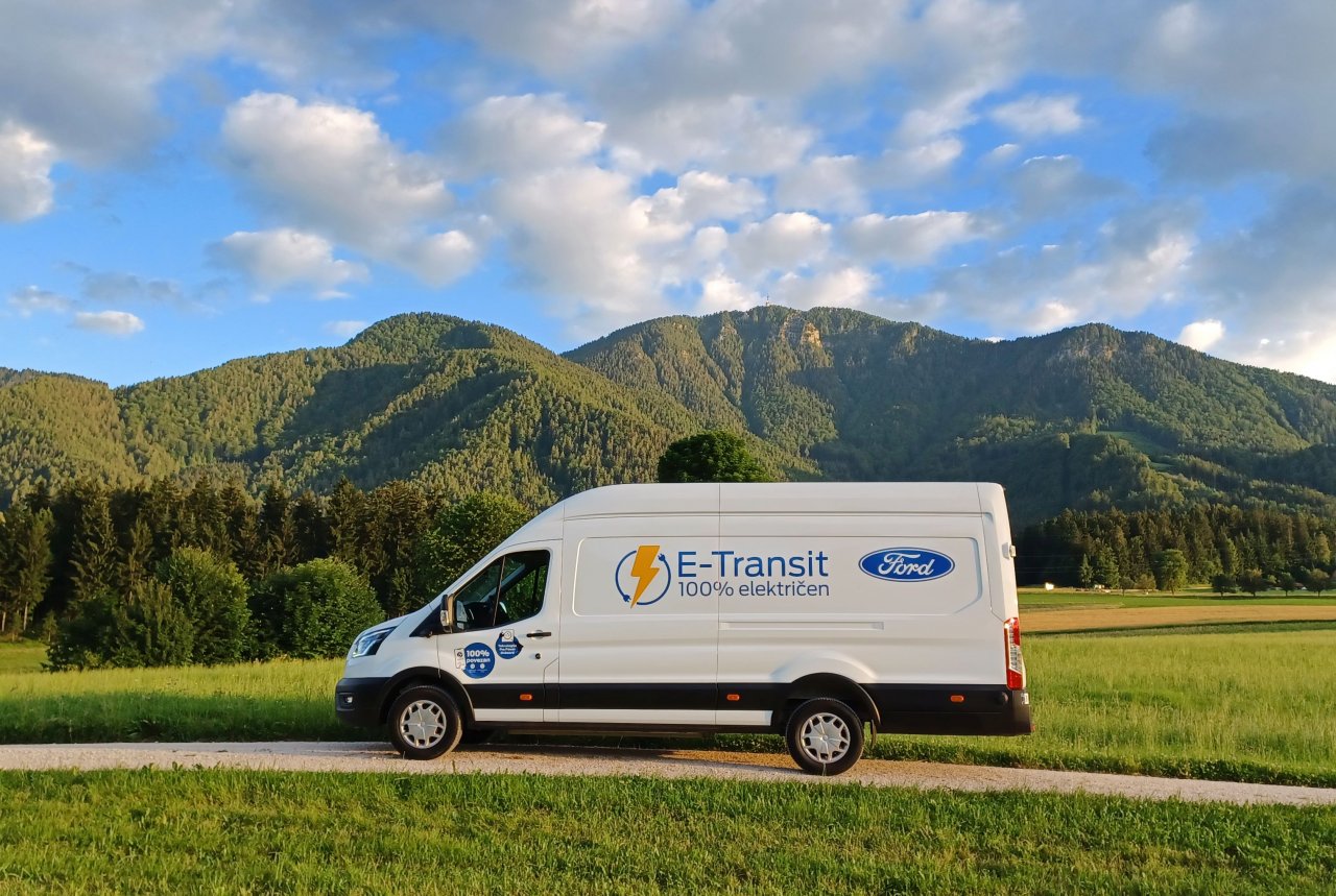 Električni Transit za primestno rabo Električni Transit za primestno rabo