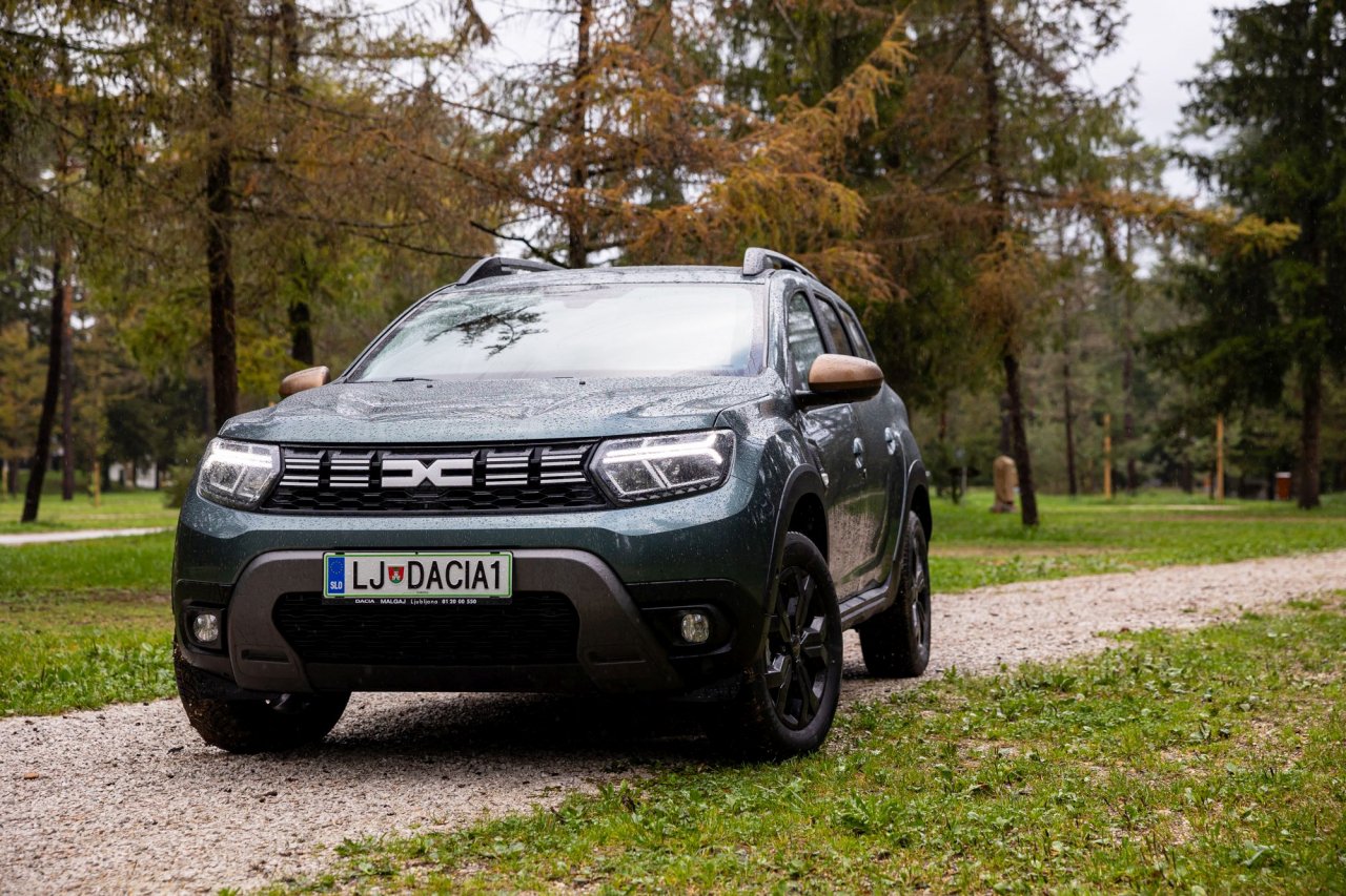 Največja Dacia na ceste pripelje čez dve leti Največja Dacia na ceste pripelje čez dve leti