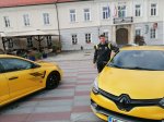 Dan rumenega grmenja - fotografija 15