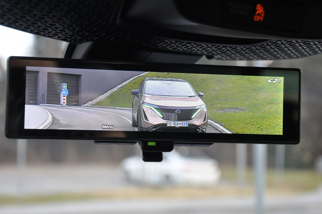 Nissanov družinski električar za dobrih 35 tisočakov Nissanov družinski električar za dobrih 35 tisočakov