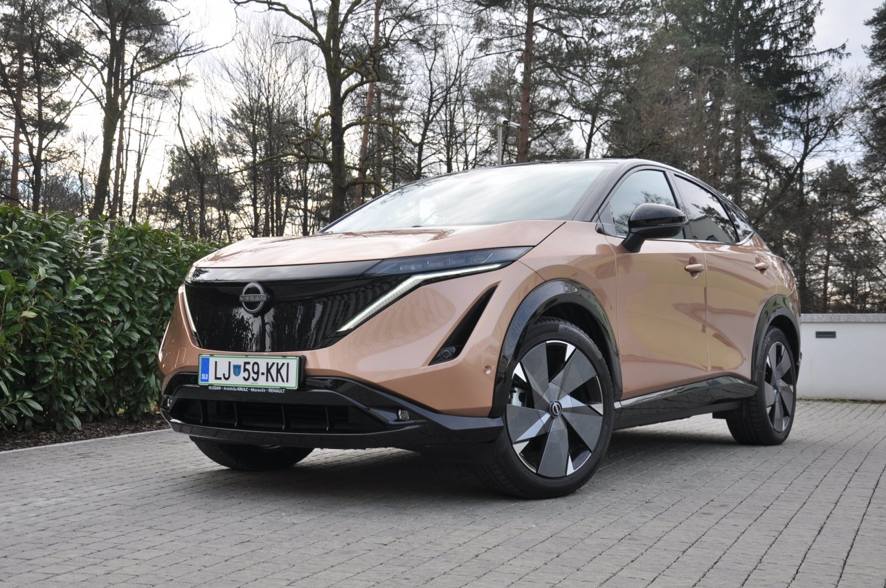 Nissanov družinski električar za dobrih 35 tisočakov Nissanov družinski električar za dobrih 35 tisočakov