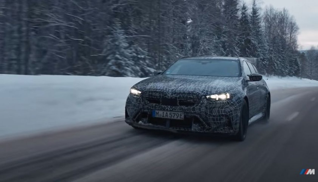 BMW M5 in M5 Touring tik pred premiero