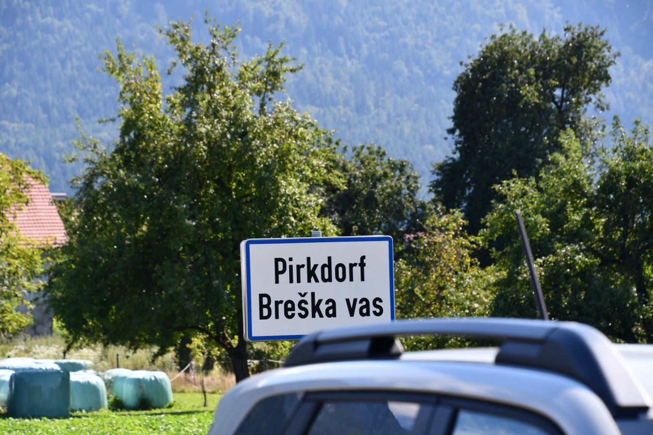 Avstrijci postavili tabli ustanoviteljema Avtomanije