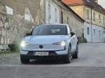 Dvojčka z različnim karakterjem - fotografija 21