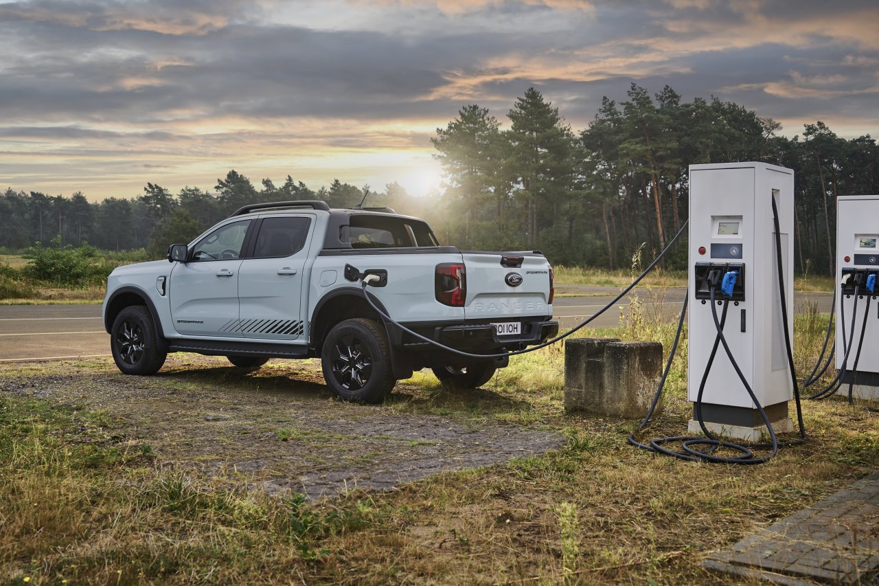 Elektrifikacija Fordovega Rangerja, doseg 45 kilometrov Elektrifikacija Fordovega Rangerja, doseg 45 kilometrov