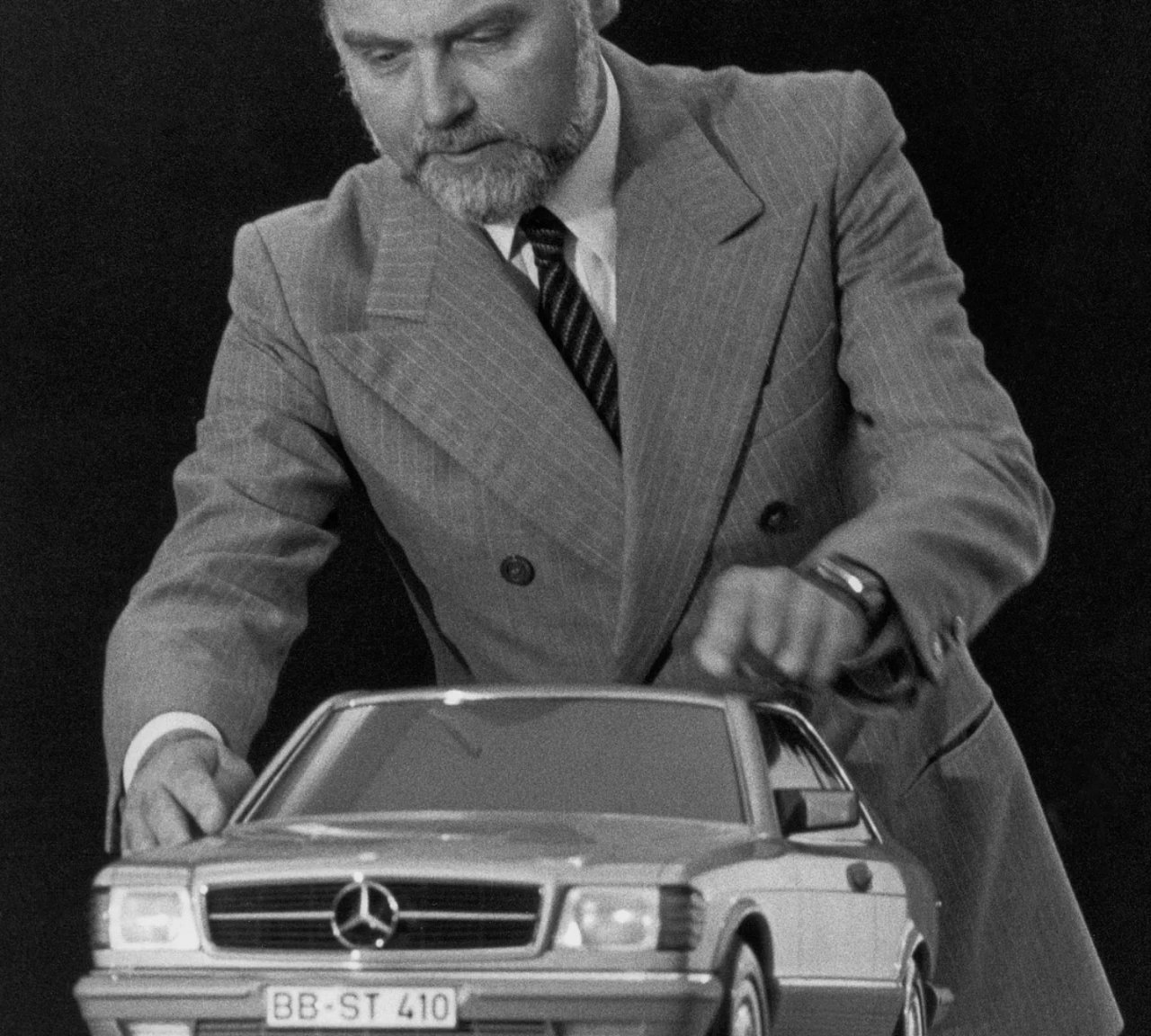 Poslovil se je legendarni Mercedesov oblikovalec Poslovil se je legendarni Mercedesov oblikovalec