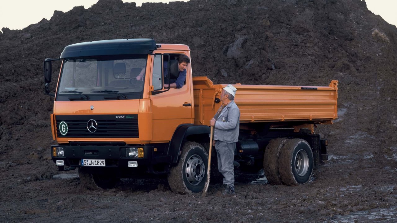 Štiri desetletja Mercedesove lahke tovorne konjenice
