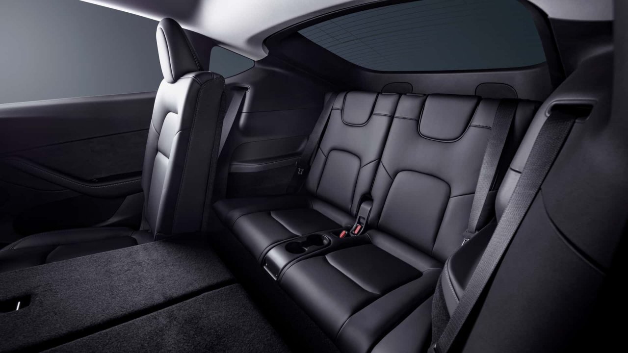 Tesla Model Y kot sedemsedežnik Tesla Model Y kot sedemsedežnik