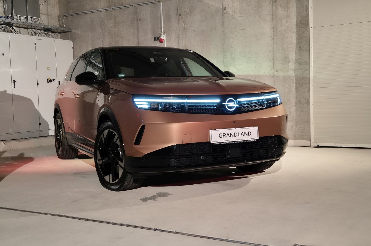 Največji in najbolj prestižen Opel ta hip Največji in najbolj prestižen Opel ta hip