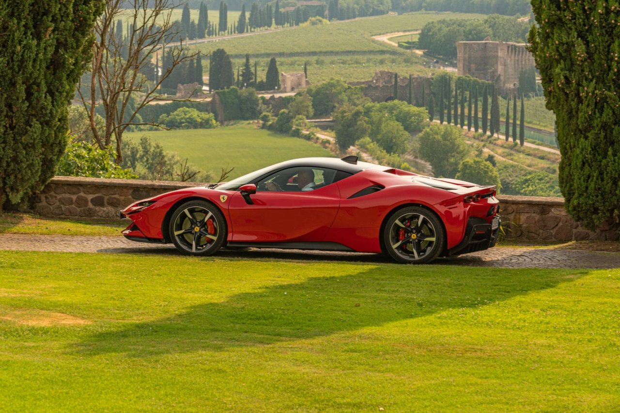 Ferrarije bodo vedno proizvajali v Italiji Ferrarije bodo vedno proizvajali v Italiji