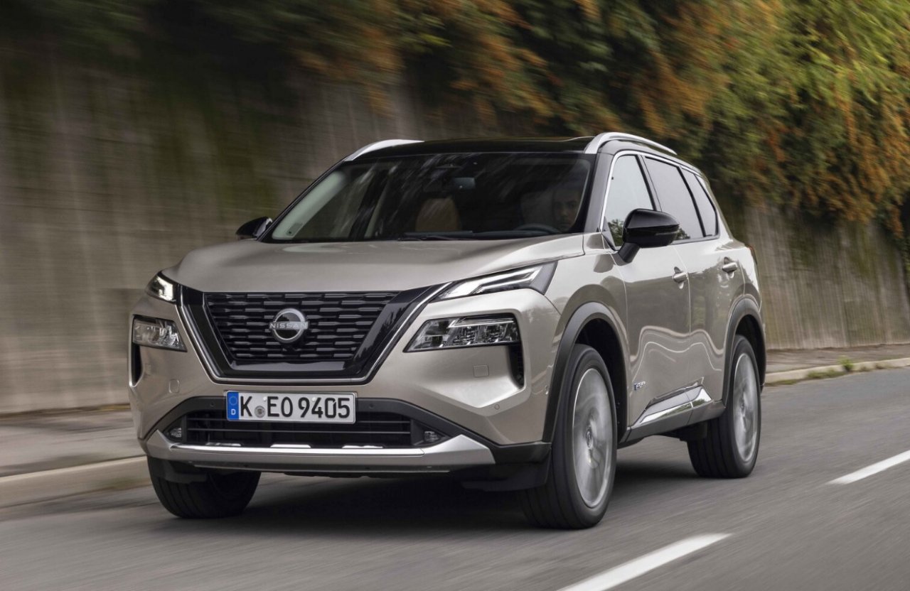 Nissanove delnice strmo padajo v luči načrtovanega dogovora s Hondo