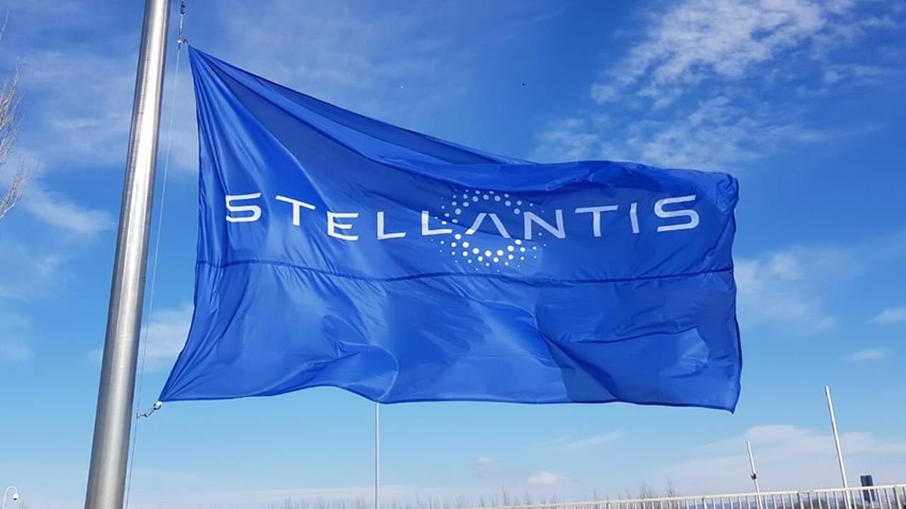 Stellantis razvija revolucionarno baterijo Stellantis razvija revolucionarno baterijo