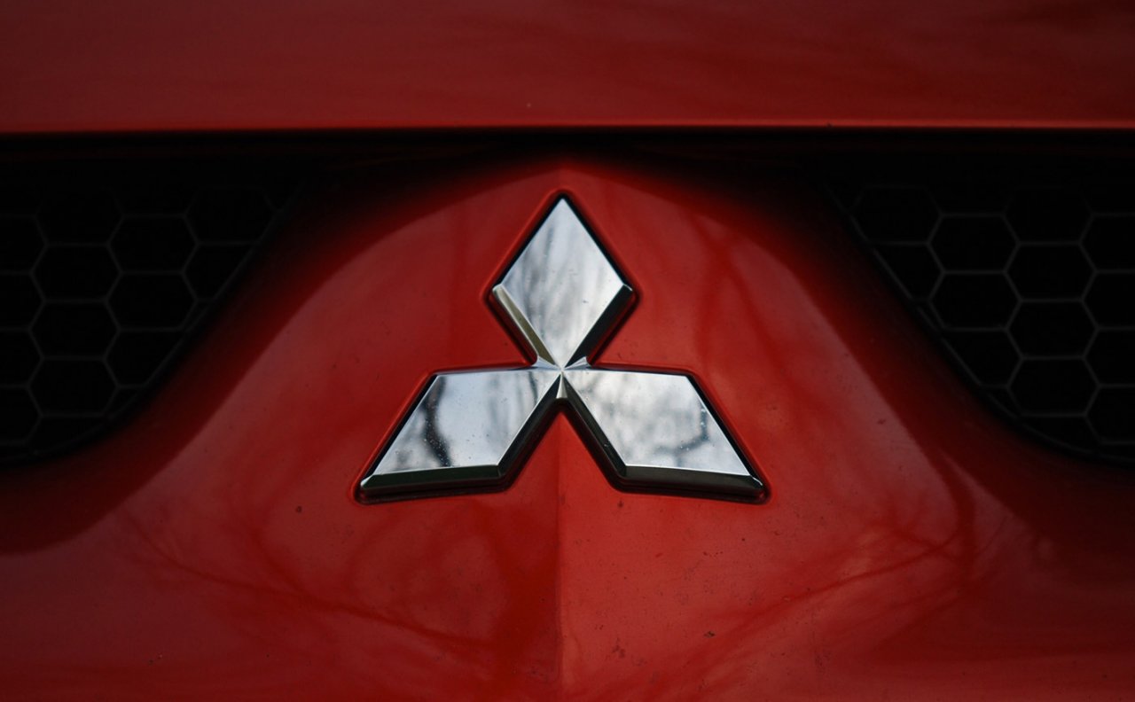 Mitsubishi okleva pred načrtovano združitvijo Honde in Nissana Mitsubishi okleva pred načrtovano združitvijo Honde in Nissana