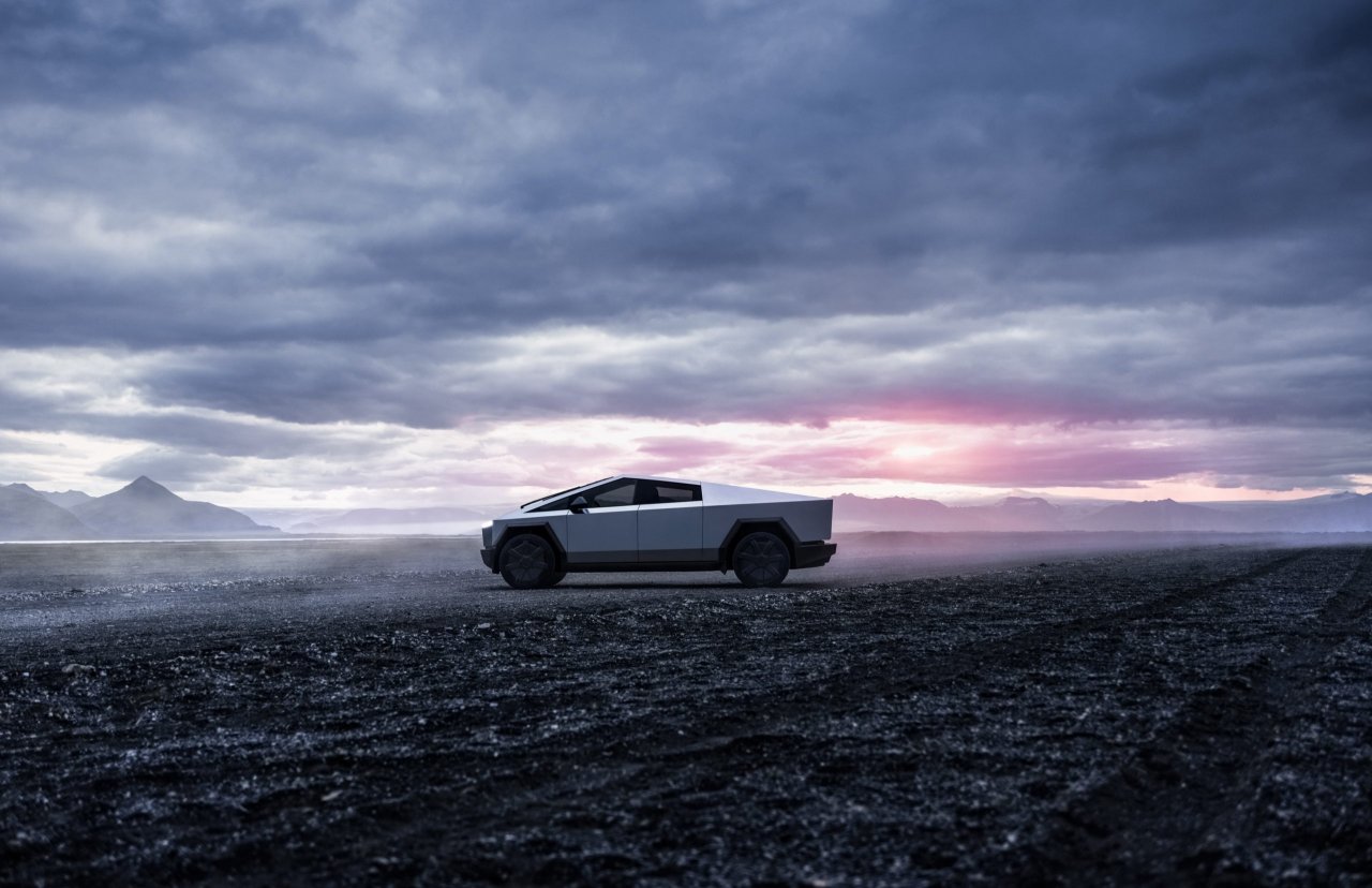 Zasegli Tesla Cybertruck, ki v Veliki Britaniji nima kaj iskati Zasegli Tesla Cybertruck, ki v Veliki Britaniji nima kaj iskati