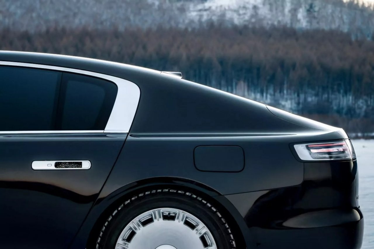 Huawei želi tekmovati tudi z Rolls-Royceom Huawei želi tekmovati tudi z Rolls-Royceom