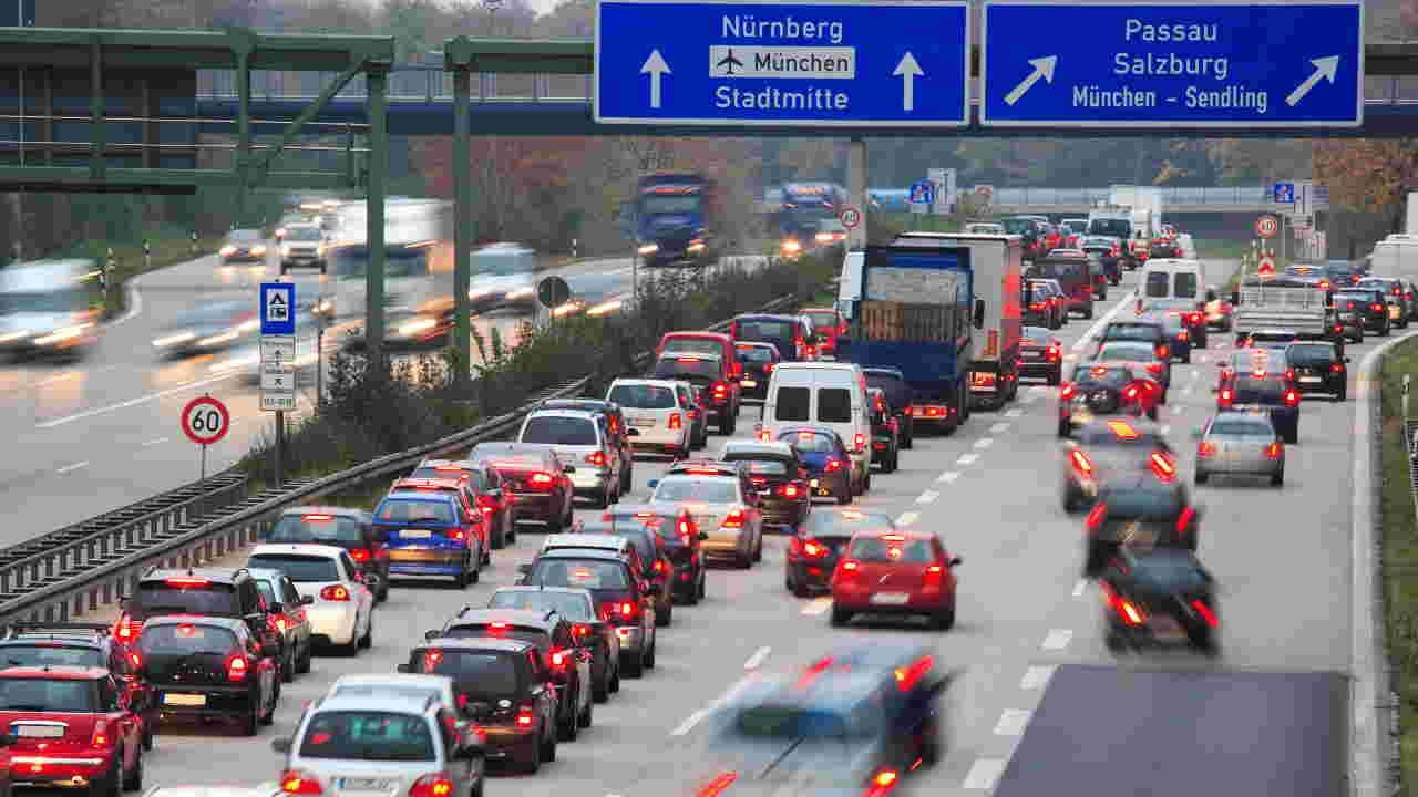 Nemčija se spopada z rekordnimi zastoji