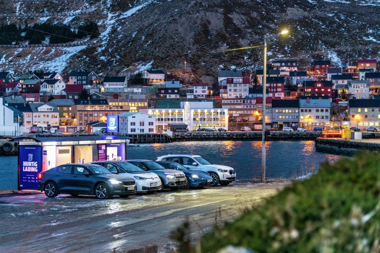 Na Norveškem Toyota prodala več električnih avtomobilov kot Tesla Na Norveškem Toyota prodala več električnih avtomobilov kot Tesla