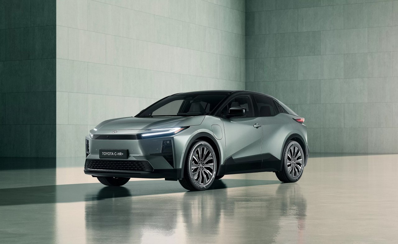 Oznaka C-HR odslej tudi na povsem električnem modelu