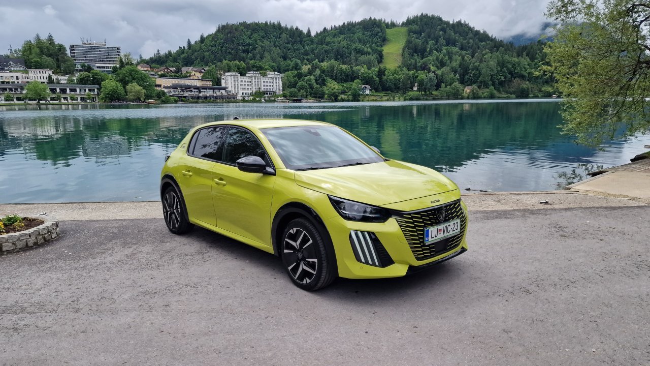 Peugeot napoveduje prvi športni električni avto Peugeot napoveduje prvi športni električni avto