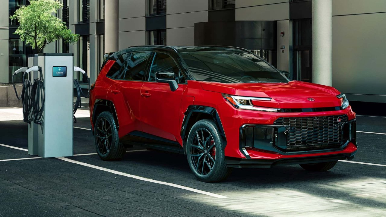 RAV4 teče šesti krog RAV4 teče šesti krog