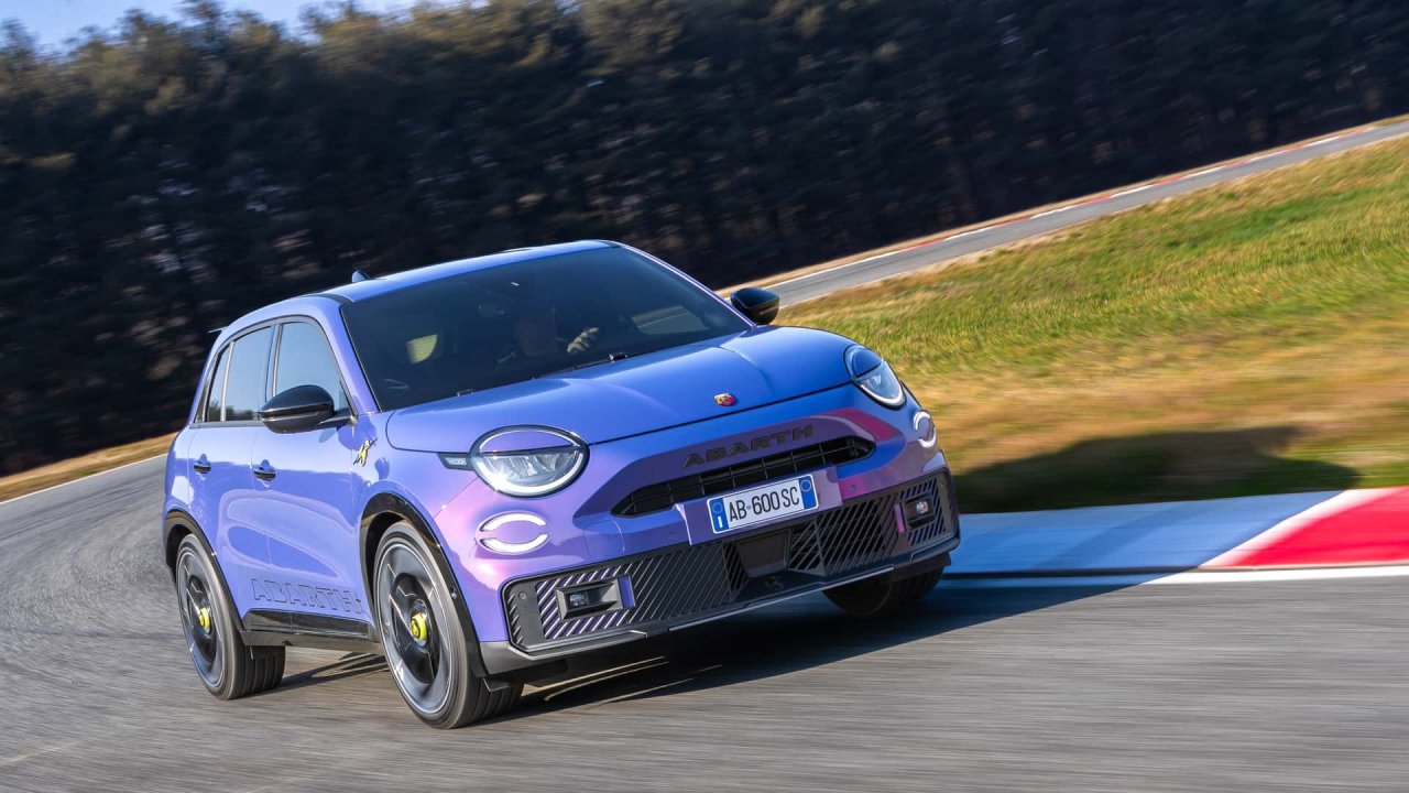 Se vračajo klasični motorji? Se vračajo klasični motorji?
