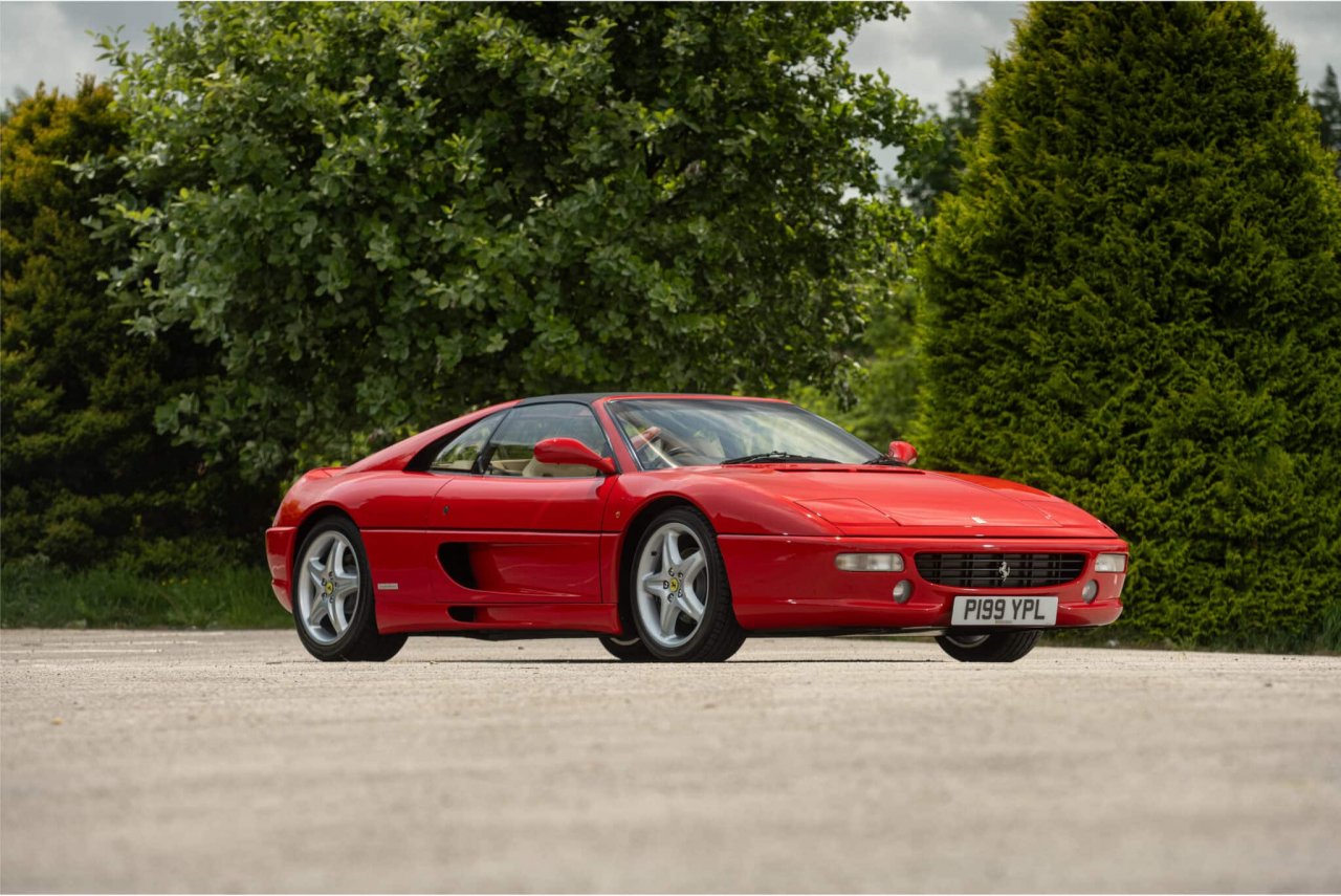 Na prodaj Ferrari Jeremyja Clarksona
