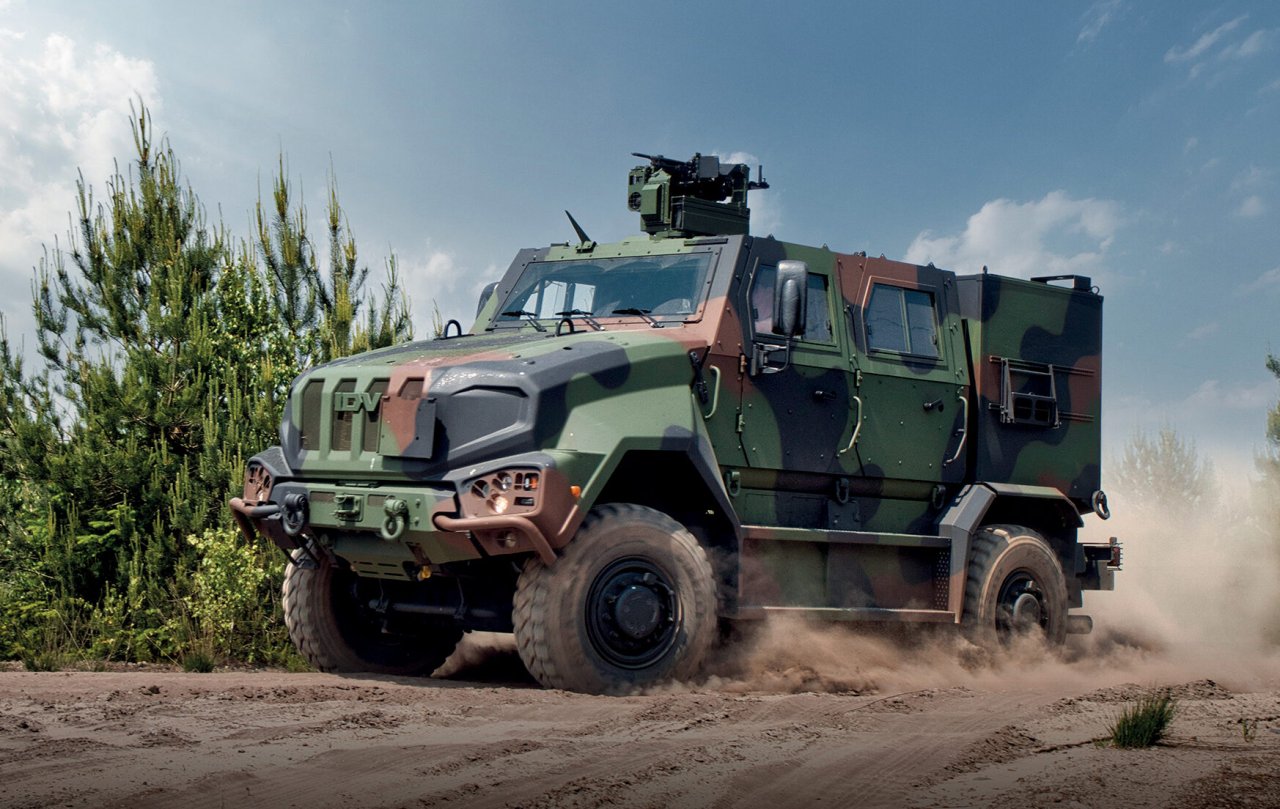 Iveco v roke indijskemu gigantu za skoraj štiri milijarde evrov Iveco v roke indijskemu gigantu za skoraj štiri milijarde evrov
