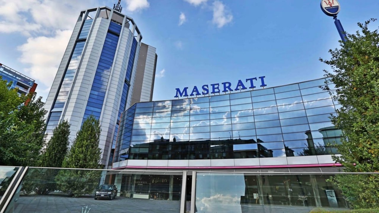 Maseratijevi delavci nočejo v Srbijo Maseratijevi delavci nočejo v Srbijo