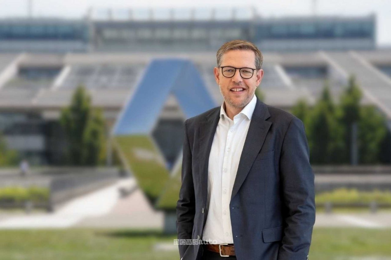 Vajeti prevzema trenutni finančni direktor Vajeti prevzema trenutni finančni direktor