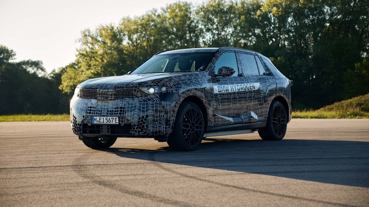 Novi BMW X5 bo vseboval Toyotino tehnološko rešitev Novi BMW X5 bo vseboval Toyotino tehnološko rešitev
