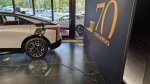 Eden samo na elektriko, drugi ohranja dizelski motor - fotografija 1